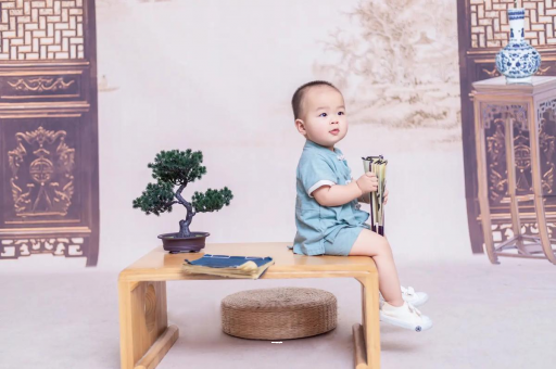 山西宝宝几个月可以笑出声